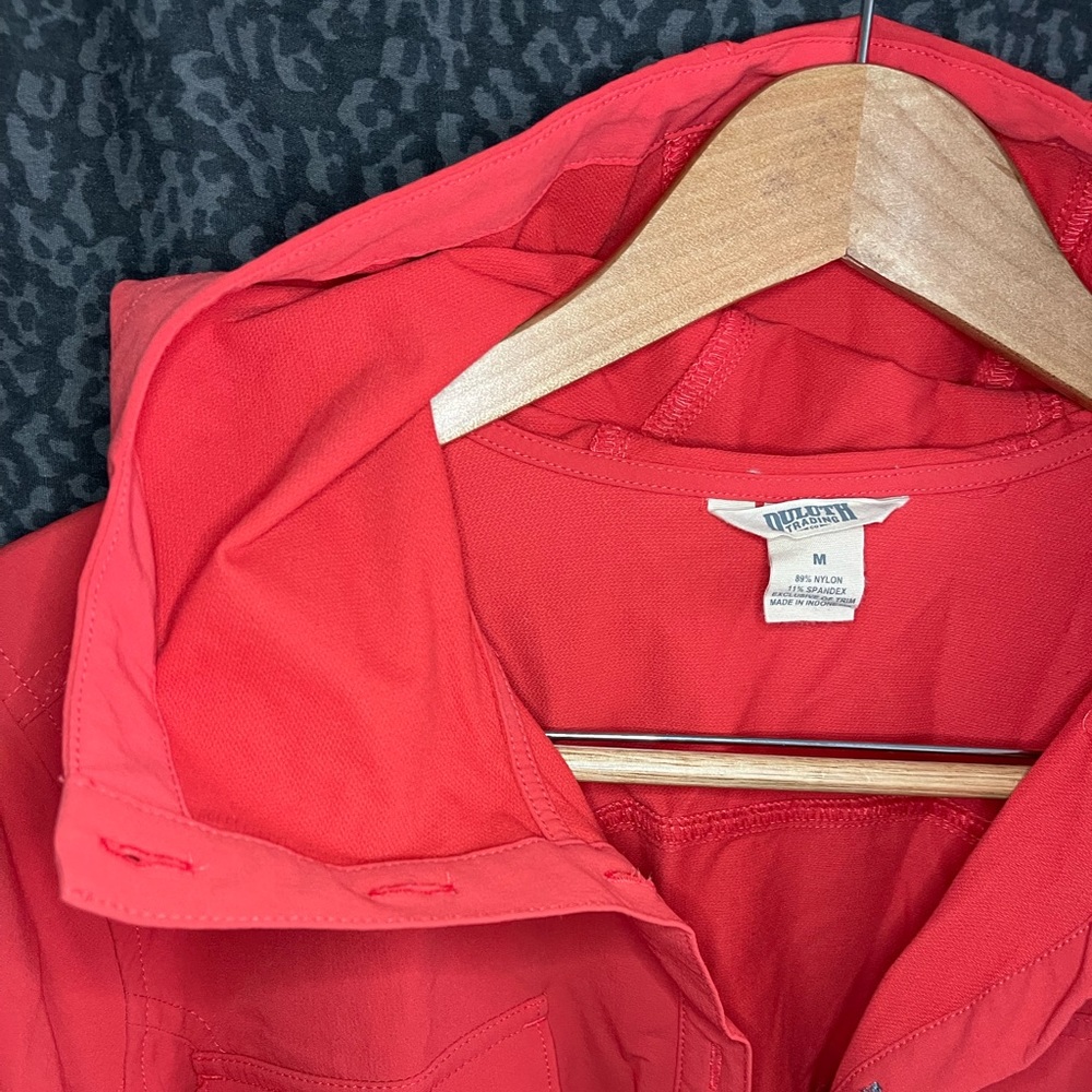 Duluth Rain jacket coral orange Medium perfect condition - Picture 3 of 10